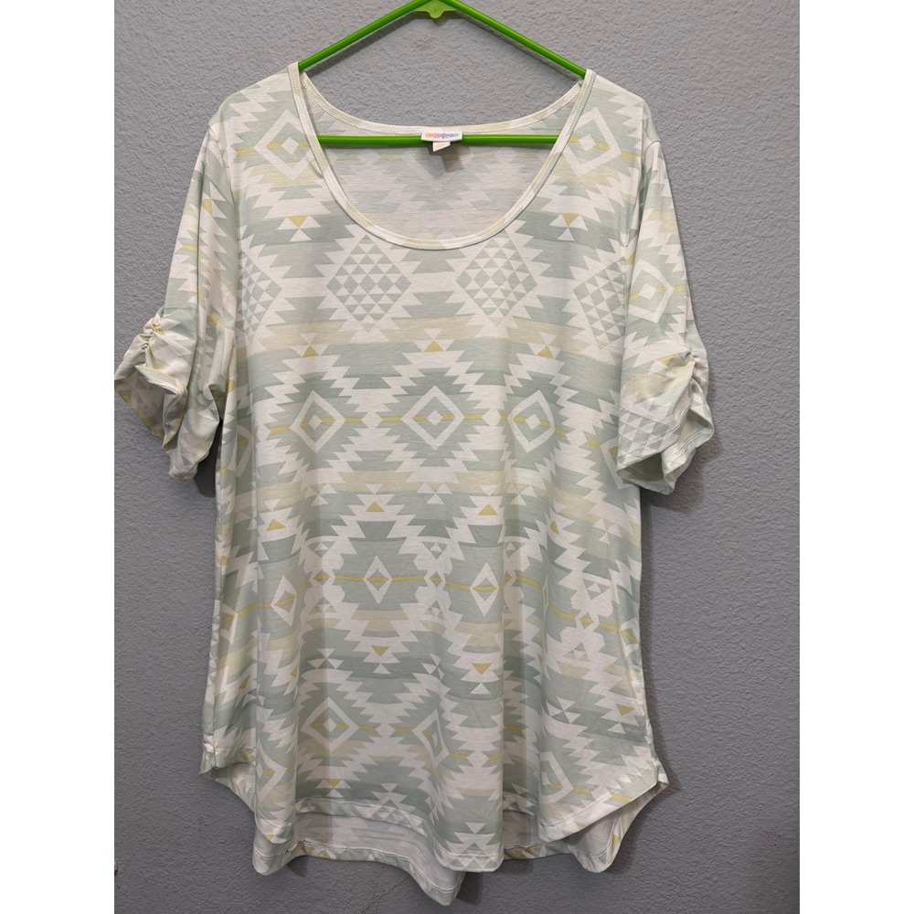 LuLaRoe Irma Tunic Top 3XL Sage Green Geometric Tribal Short Sleeve High Low Hem